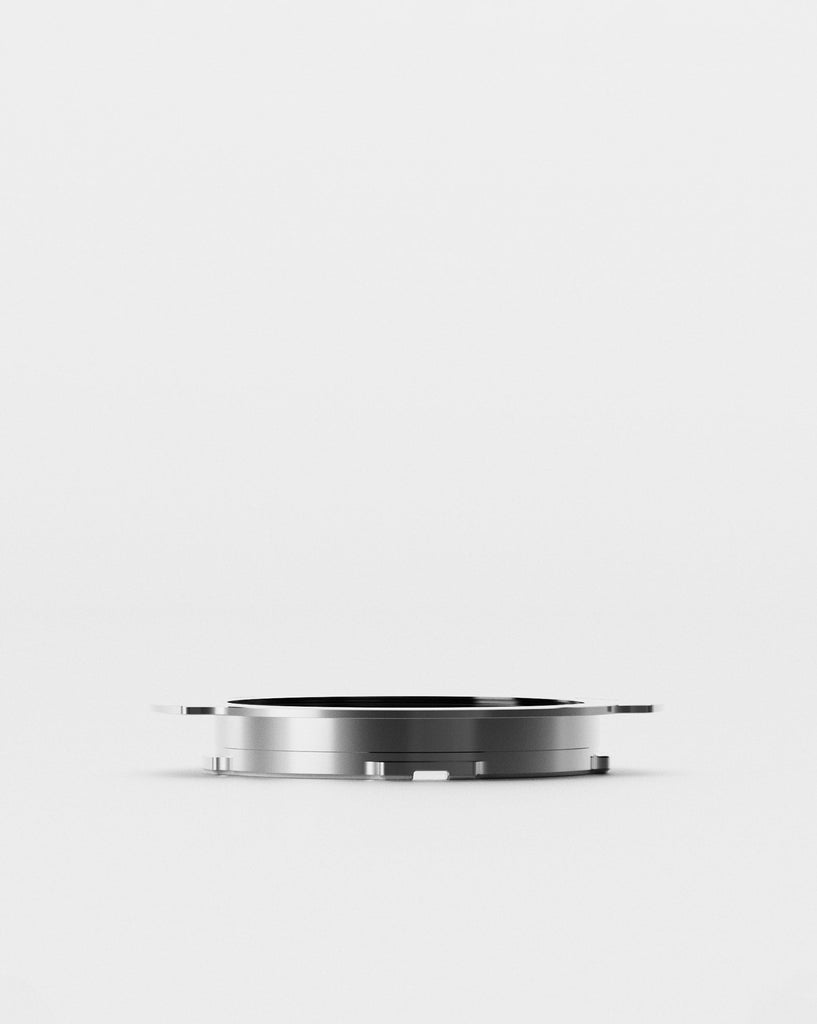 Urth M39 to Leica M (50-75mm Frame Lines) Lens Mount Adapter