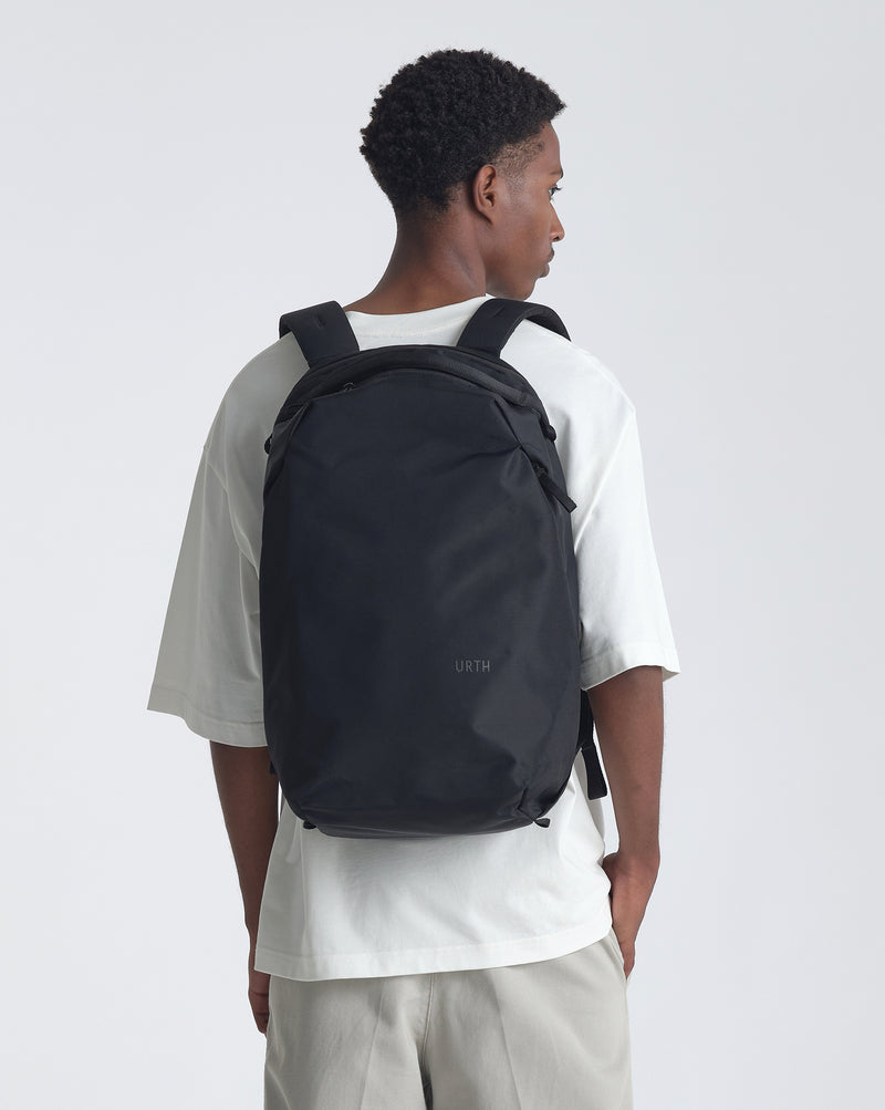 Urth Norite 24L Modular Backpack | Urth US