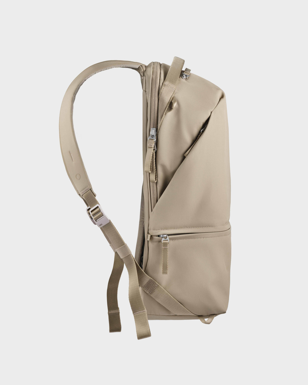 【美品】URTH ARKOSE リュック+カメラインサート アッシュグレー20L Urth Arkose 20L Modular Camera Backpack | Urth USA