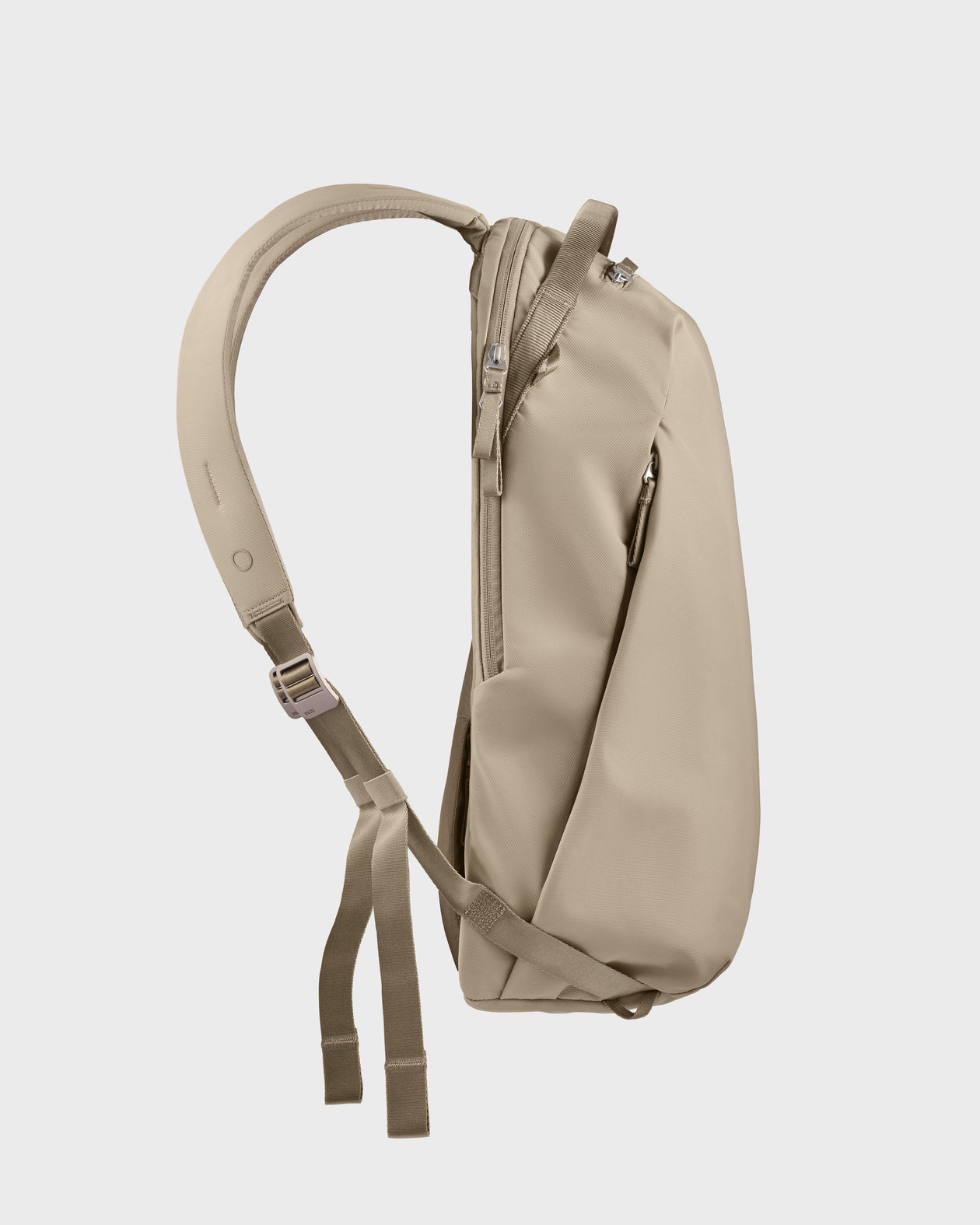 Urth Norite 24L Modular Backpack | Urth USA