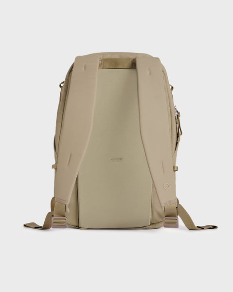 Urth Arkose 20L Modular Backpack | Urth US