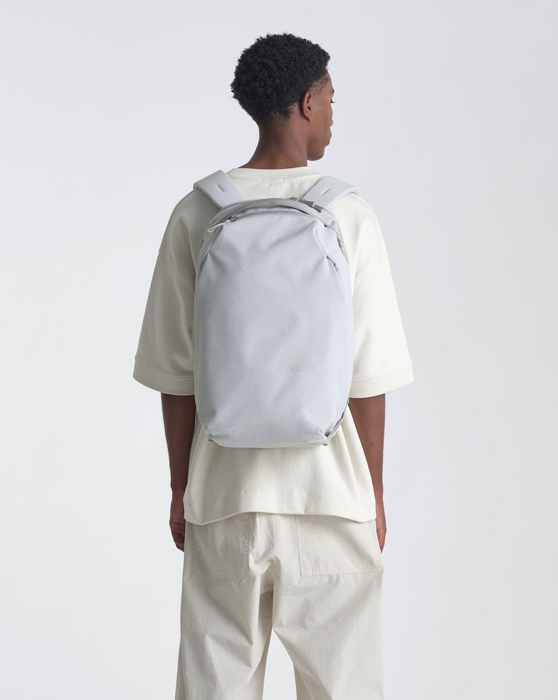 Urth Norite 24L Modular Backpack | Urth USA