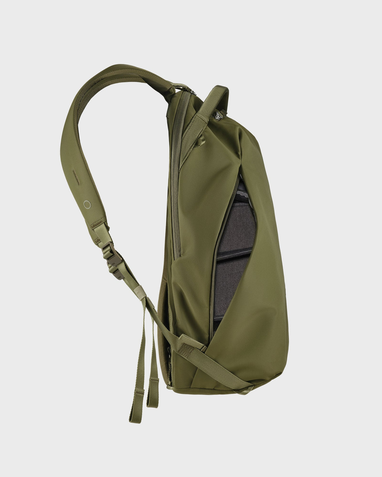 Urth Norite 24L Modular Backpack | Urth USA