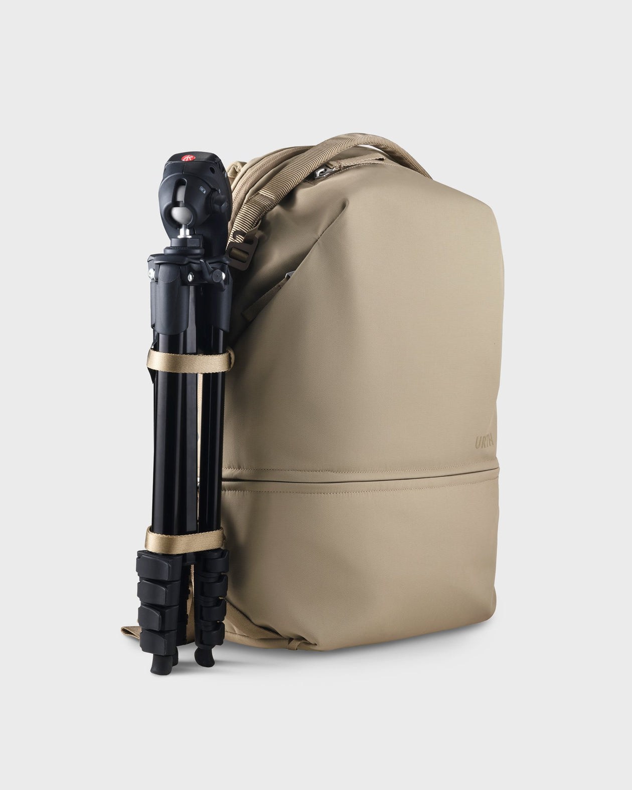 【美品】URTH ARKOSE リュック+カメラインサート アッシュグレー20L Urth Arkose 20L Modular Camera Backpack | Urth USA