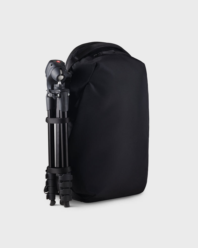 Urth Norite 24L Modular Camera Backpack | Urth US