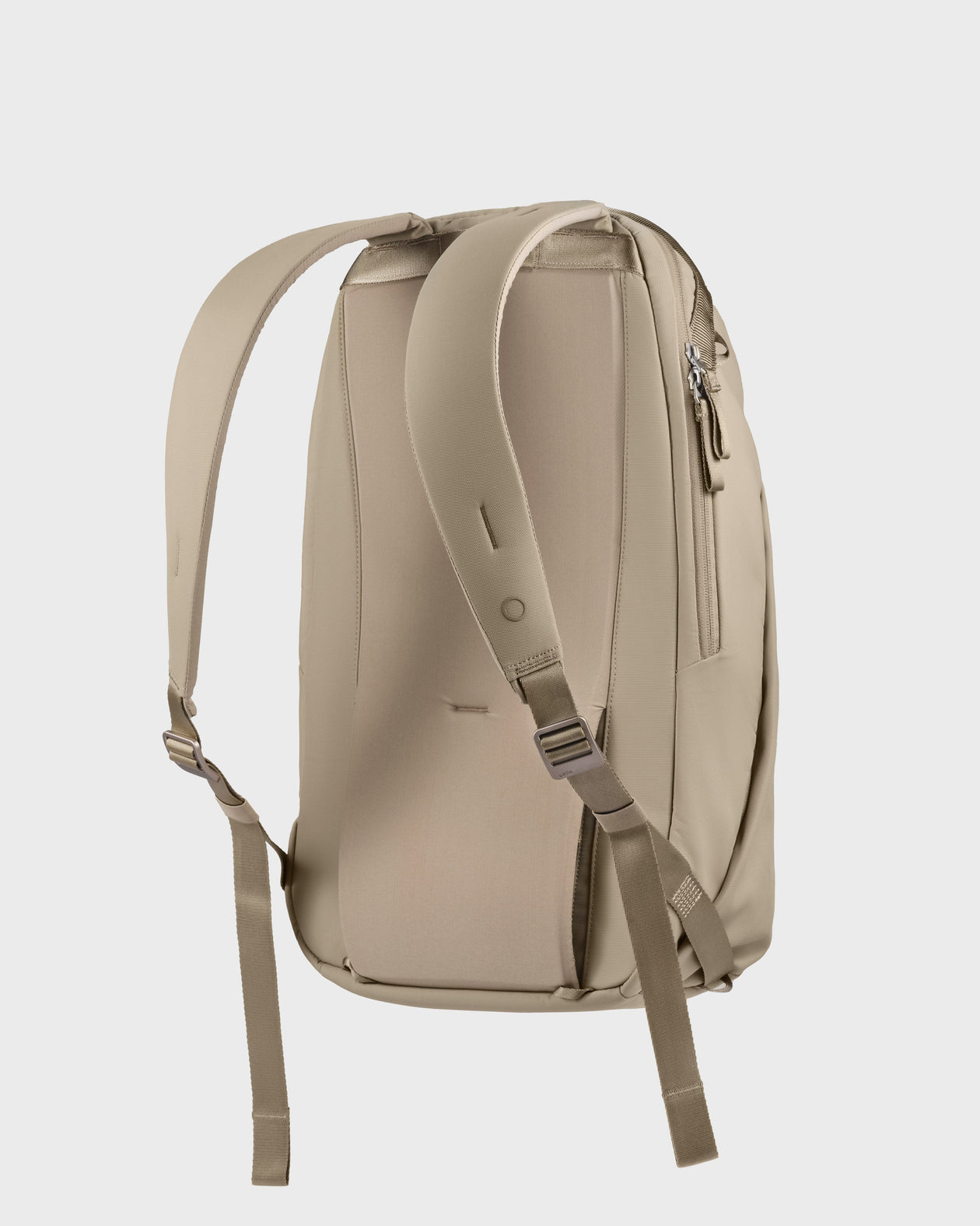 バッグ Urth Norite 6.3 gal (24 L) Backpack Amazon.com: Urth Norite 24L Modular Camera & Laptop Travel