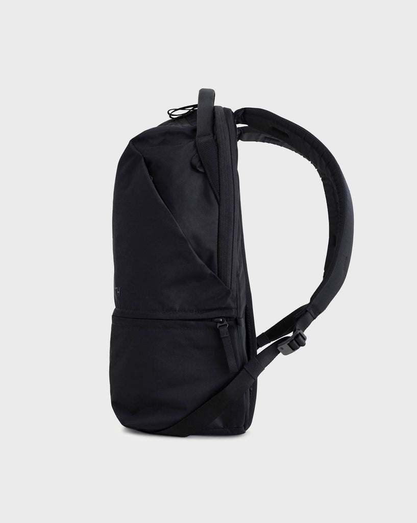 Urth Arkose 20L Modular Backpack | Urth US