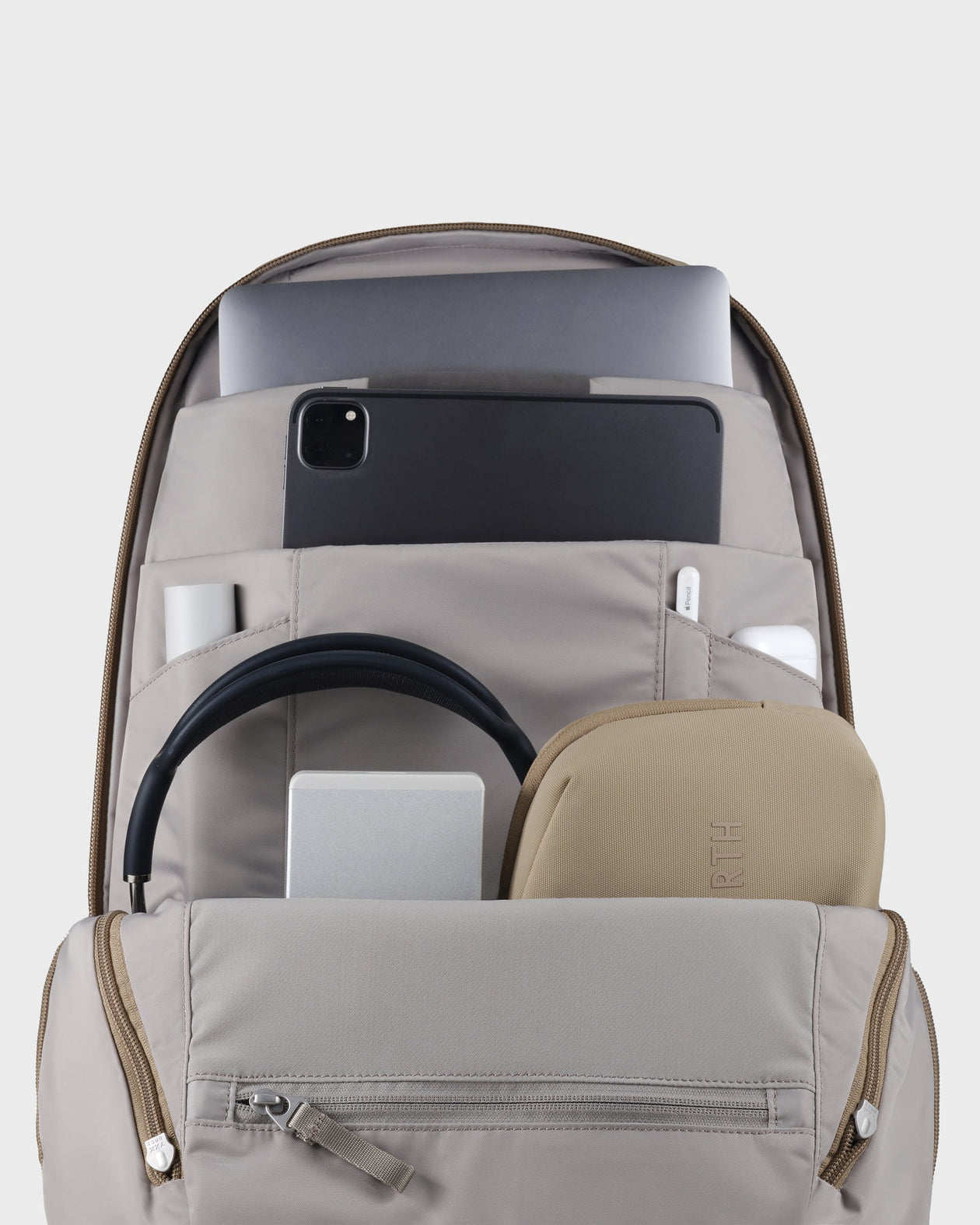Urth Norite 24L Modular Backpack | Urth USA
