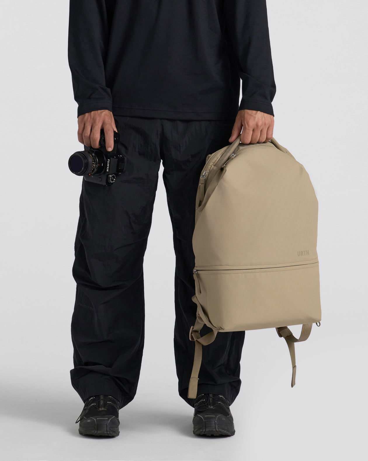 Urth Arkose 20L Modular Camera Backpack | Urth USA