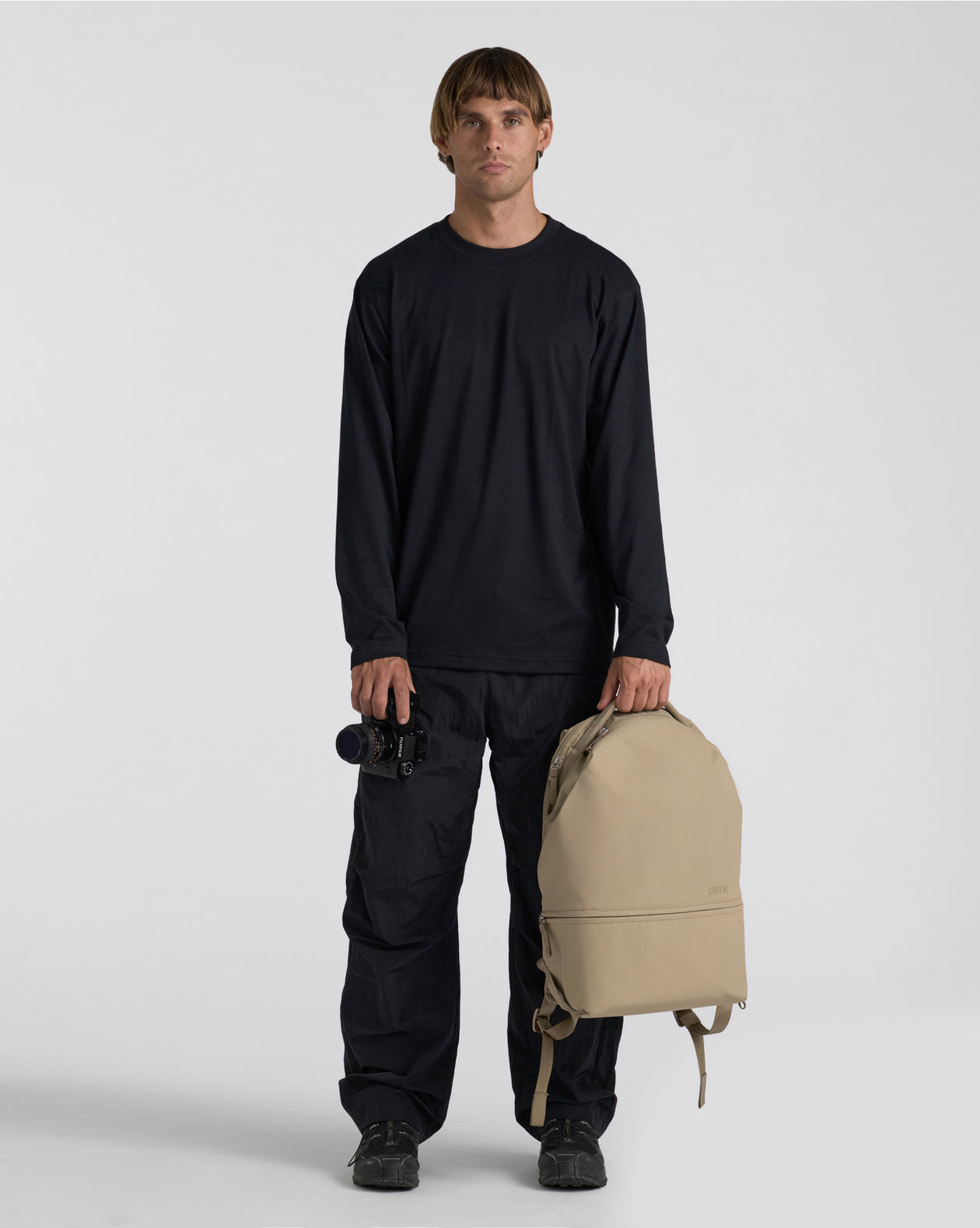 Urth Arkose 20L Modular Backpack | Urth USA