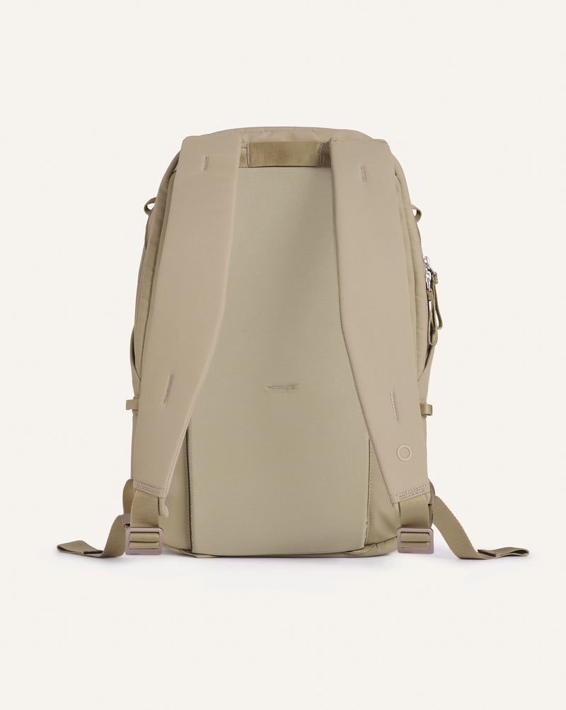 Urth Norite 24L Modular Backpack | Urth US